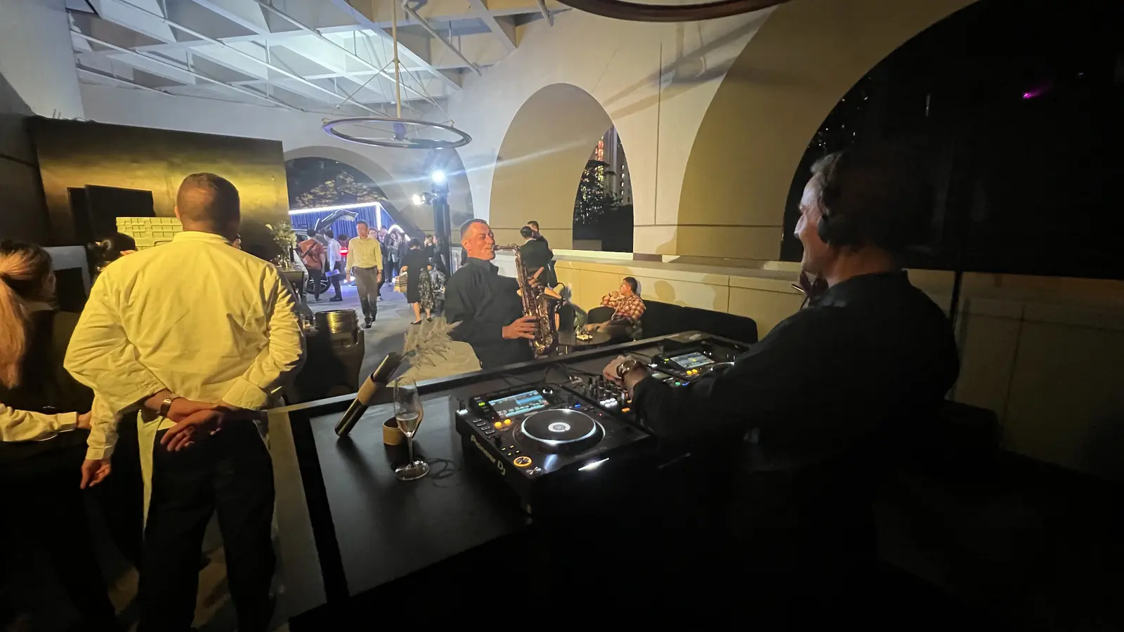 Entertainment at a cocktail event