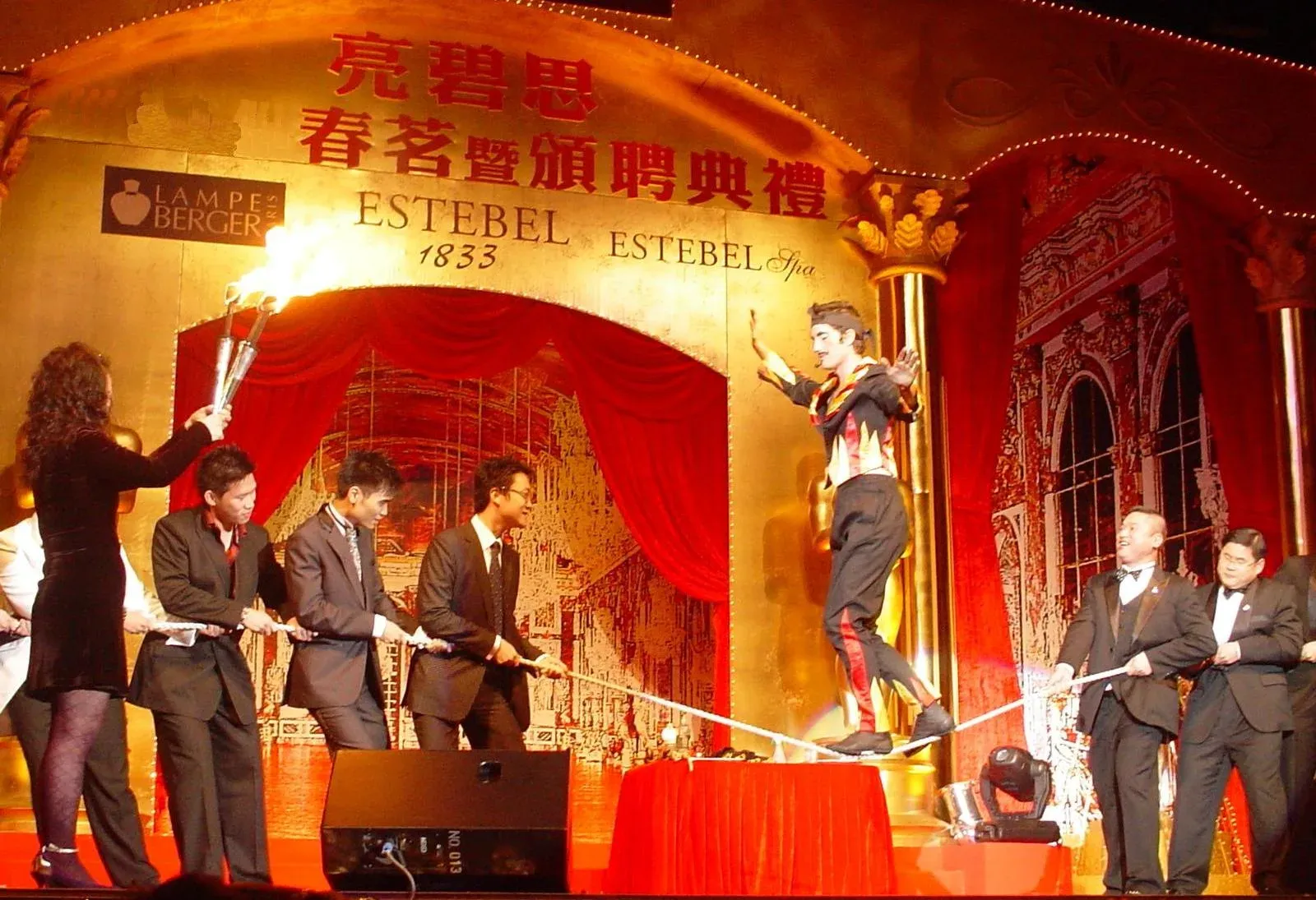Fire show for Hong Kong gala dinner with rope walking act