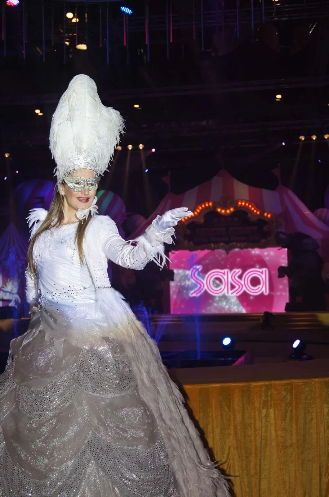 hong kong event entertained by elegant white costume lady stilts entertainer