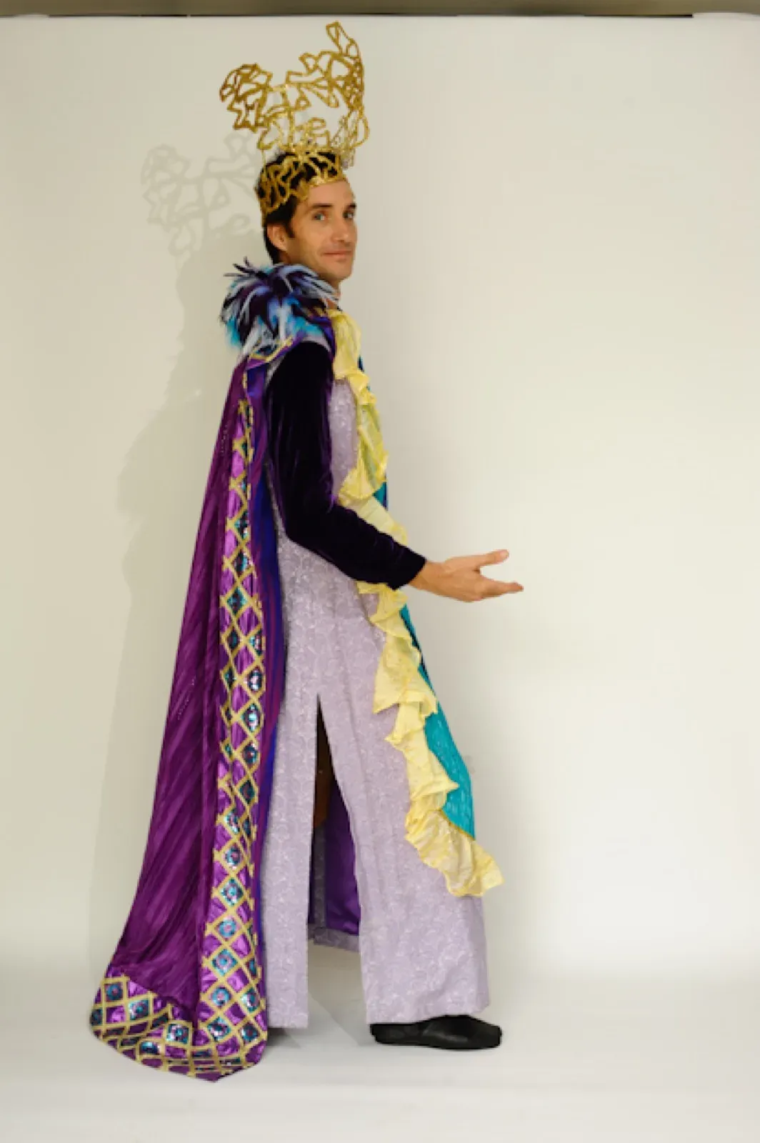 King in a purple cape with a golden crown