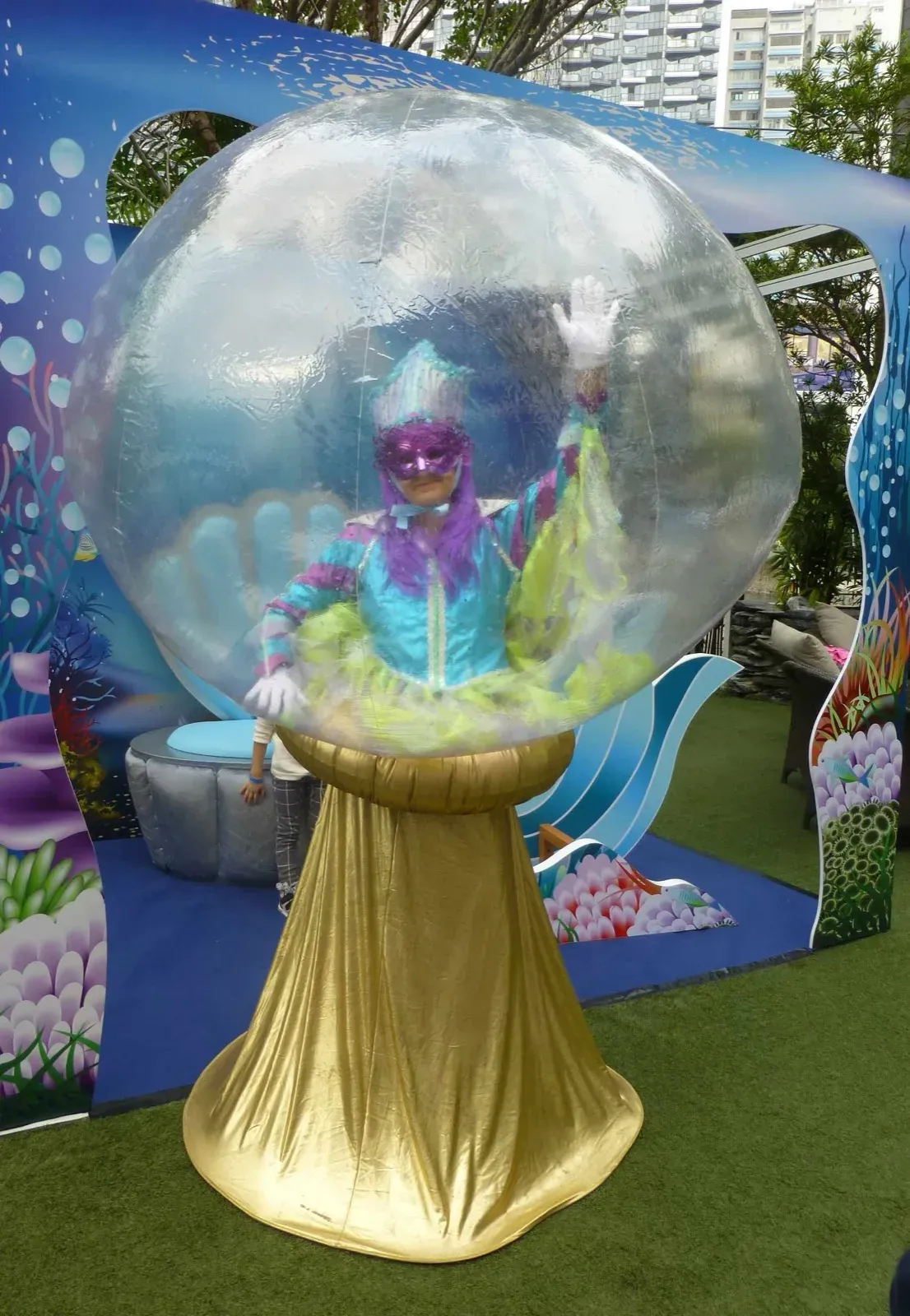 party performer with sea pearl costume for hong kong event