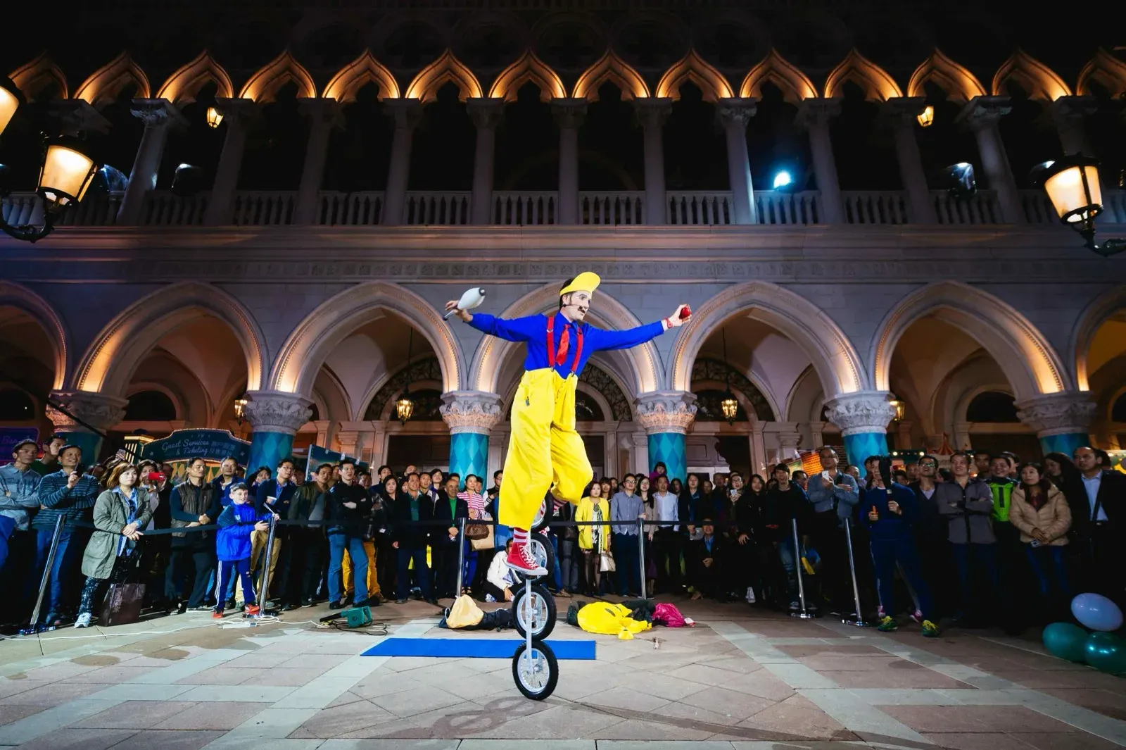 performer on a unicycle in Macau