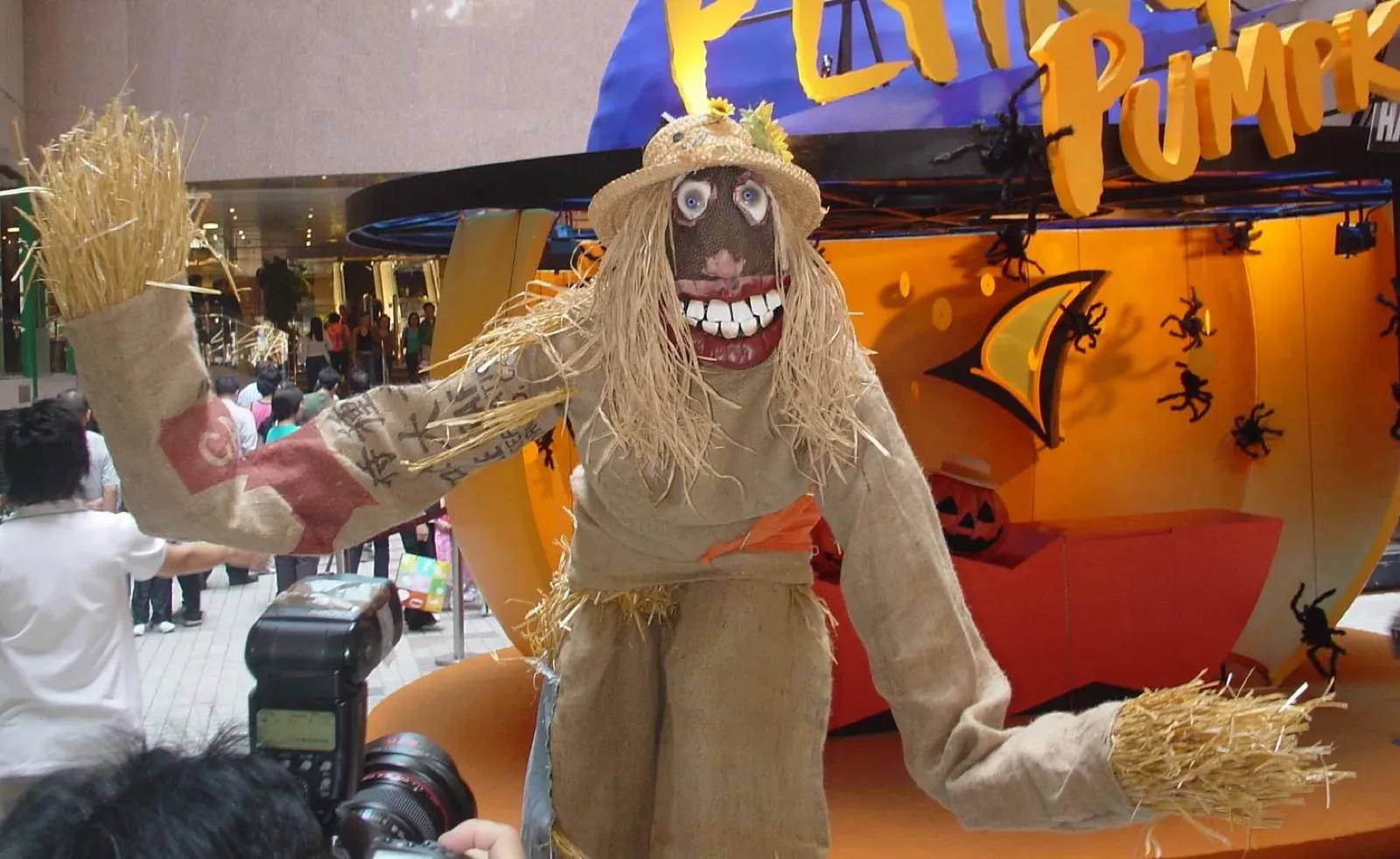 Scarecrow stilts walker in Hong Kong halloween event