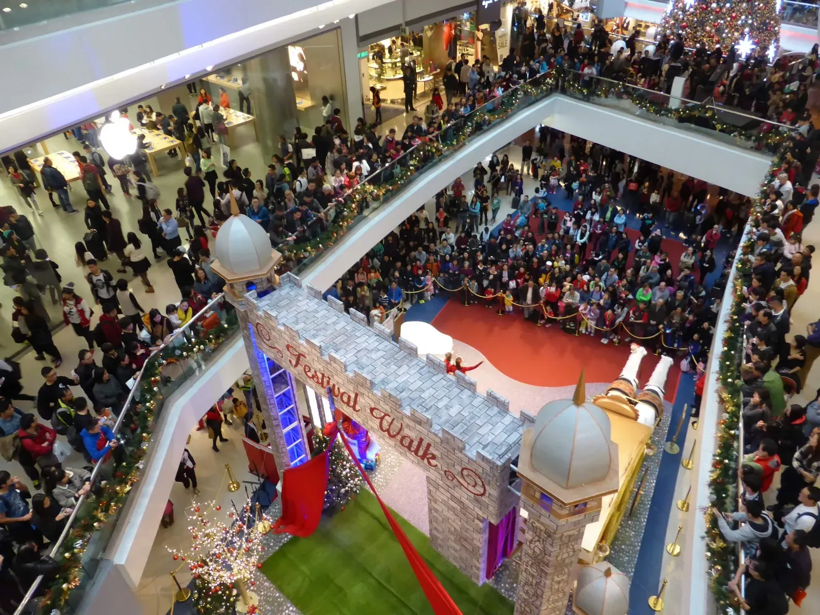 Christmas show at Hong Kong shopping mall