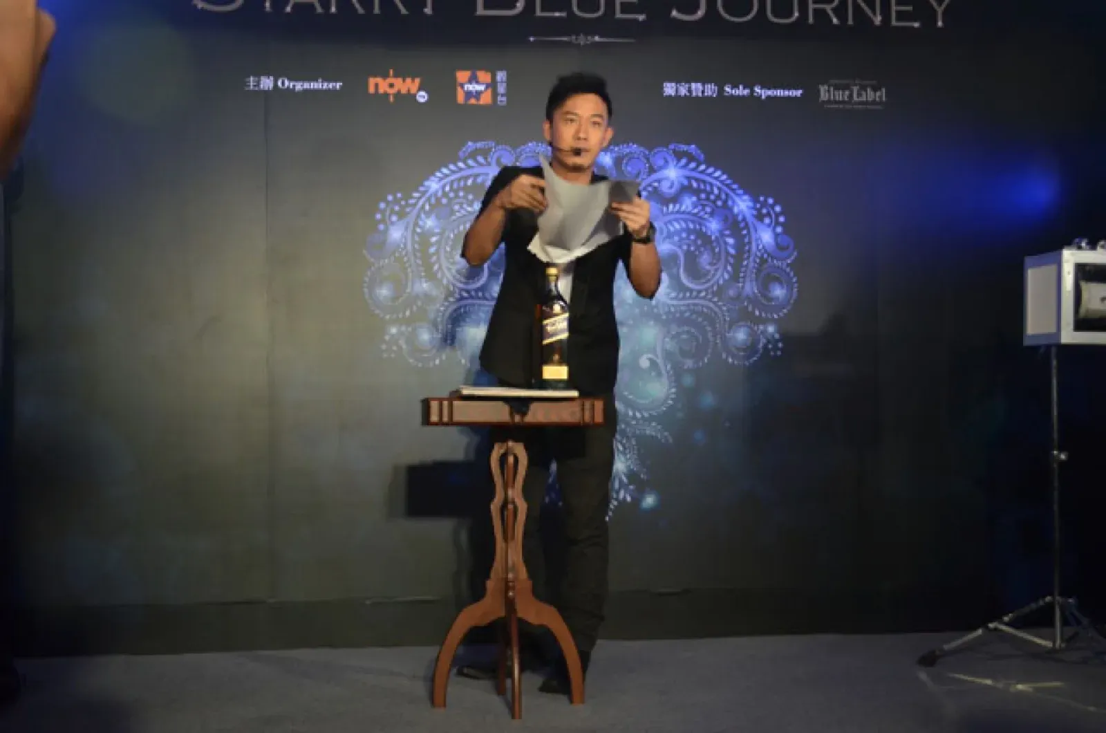 Stage magic shows for events in Hong Kong