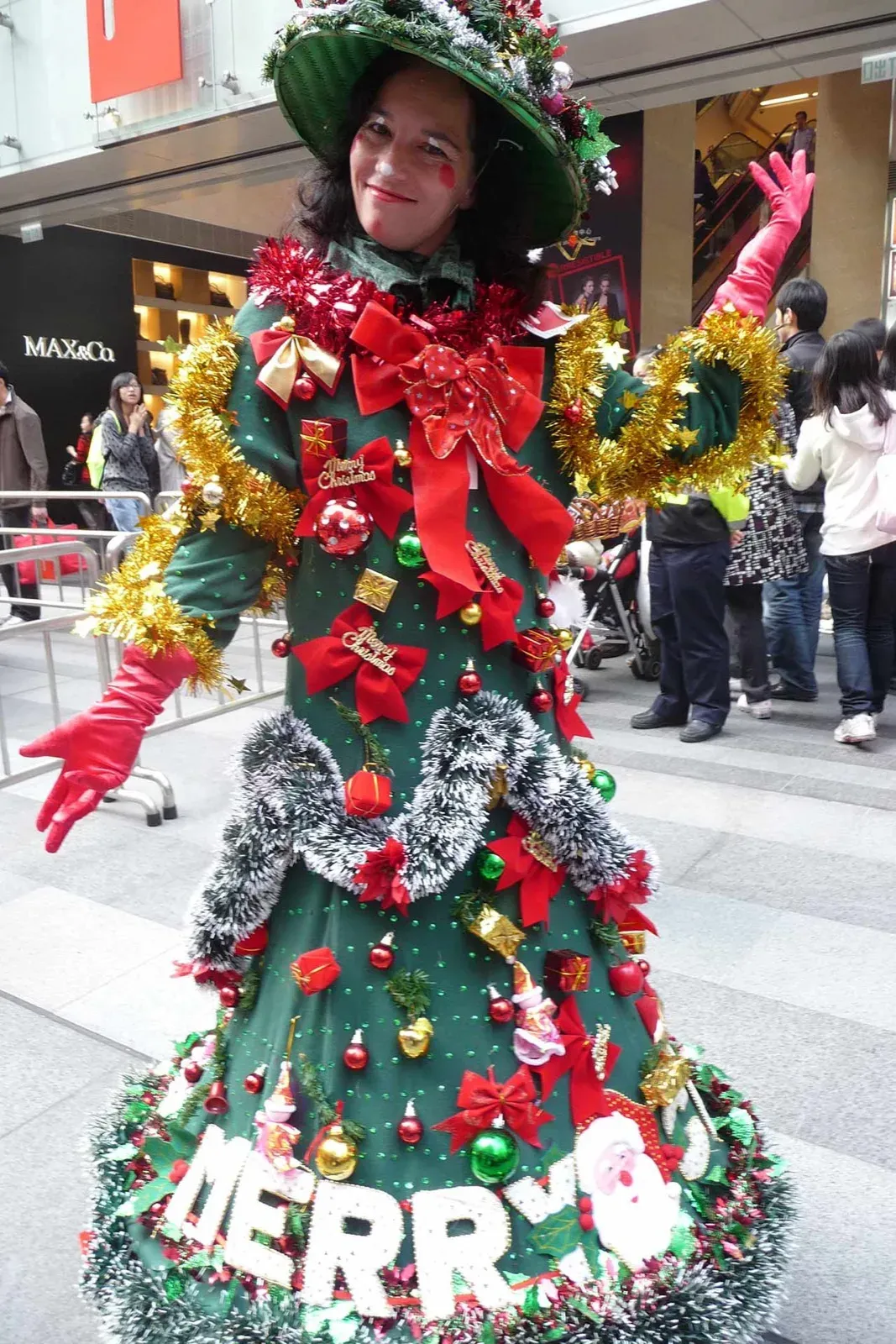 Walking Christmas tree costume in hong kong