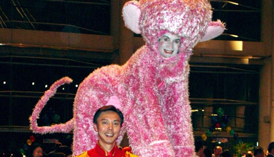 PINK KONG STILTS ANIMAL FOR COCKTAILS
