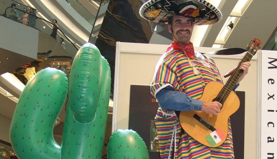 MEXICAN MARIACHI ON STILTS IN HONG KONG