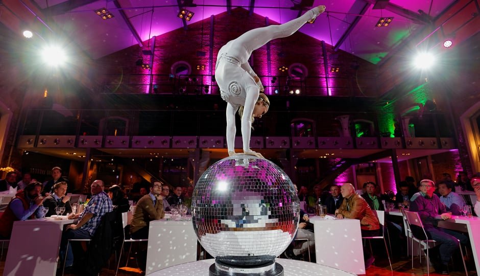 CONTORTION HAND STAND ON MIRROR BALL FOR EVENT IN HONG KONG
