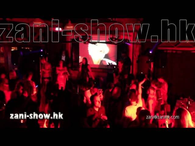 HONG KONG  PARTY BAND PLAYS FAMOUS TUNES FROM 80's