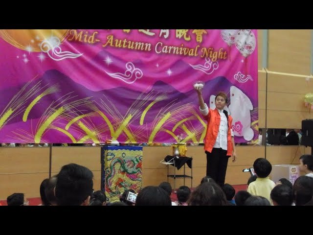 TRADITIONAL CHINESE MAGIC MAGICIAN IN HONG KONG FOR MID-AUTUMN FESTIVAL