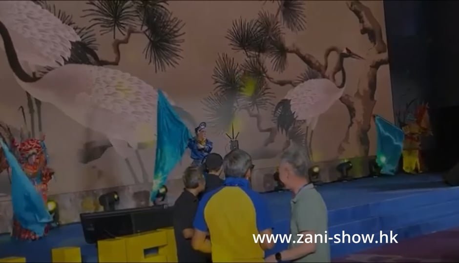 CHINESE OPERA ACROBATIC
