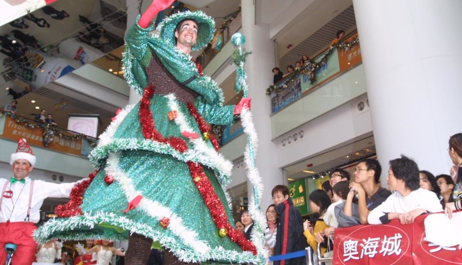 GIANT CHRISTMAS TREE ON STILTS