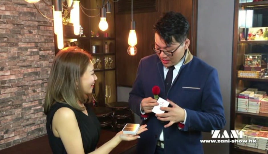 ROMANTIC ROSE MAGIC CLOSE-UP PERFORMANCE IN HONG KONG