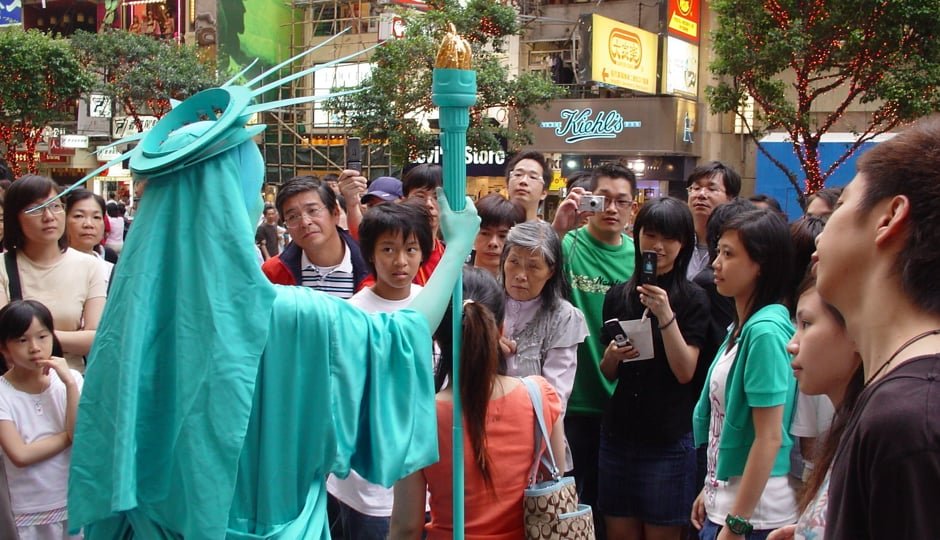 AMERICAN STAUE OF LIBERTY IN HONG KONG