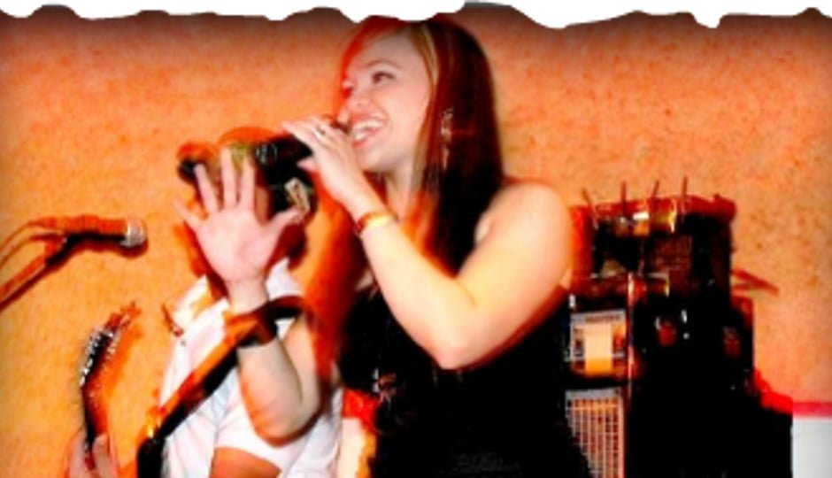 PARTY BAND WITH SINGER FOR EVENTS